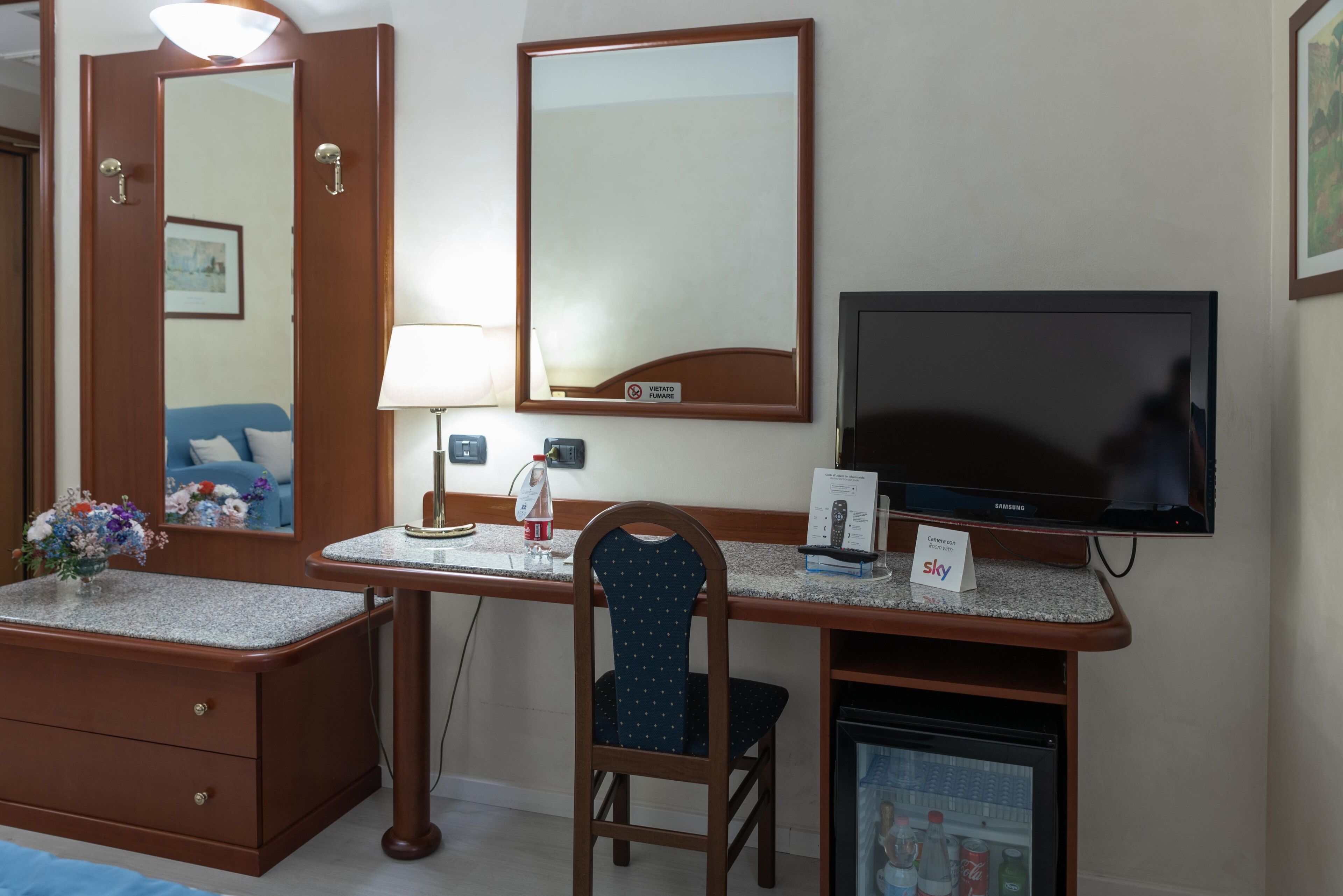 double or twin room | 1 bedroom, minibar, in-room safe, desk