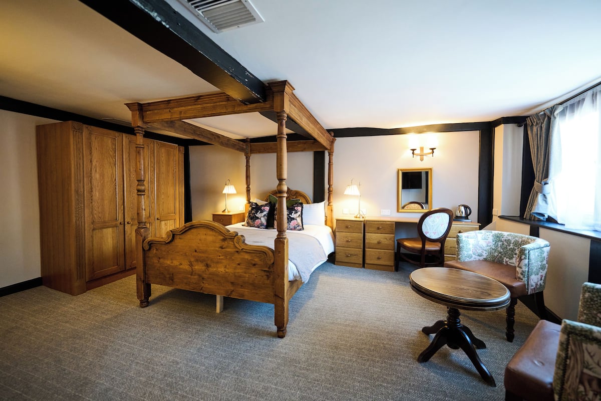 studio suite | 1 bedroom, hypo-allergenic bedding, desk, iron/ironing board