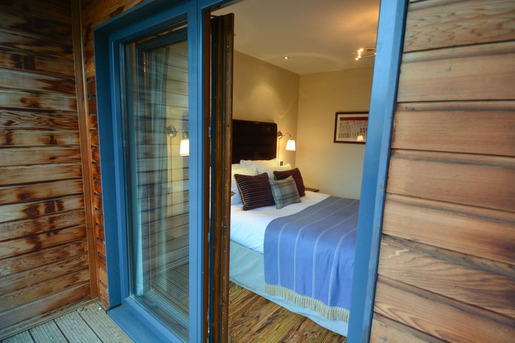 Double Room | Seterika/papan seterika, Wi-fi percuma, cadar katil 