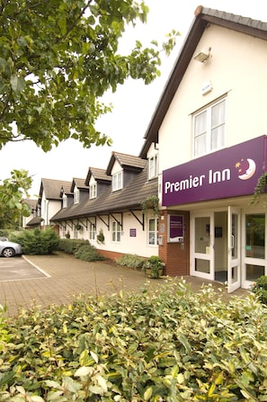 Exterior - Premier Inn Preston North (Preston)
