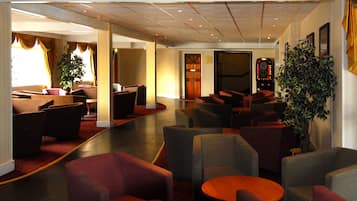 Coin salon dans le hall