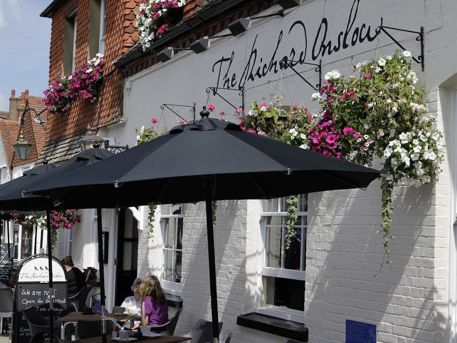 Fachada da propriedade