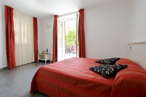 Uklassifisert bilde, 3 av 46, knapp
