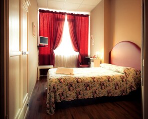 View from property - Ankon Hotel (Ancona)