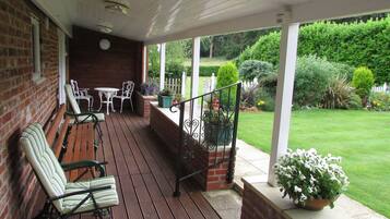 Family Suite, 2 Bedrooms | Terrace/patio