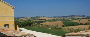 View from property - Al Crepuscolo Agriturismo (Recanati)