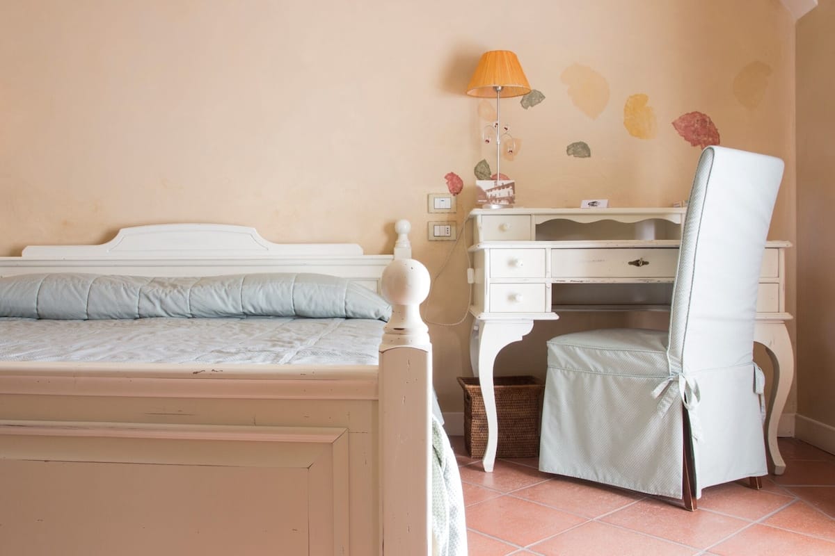 Ropa de cama de alta calidad y minibar