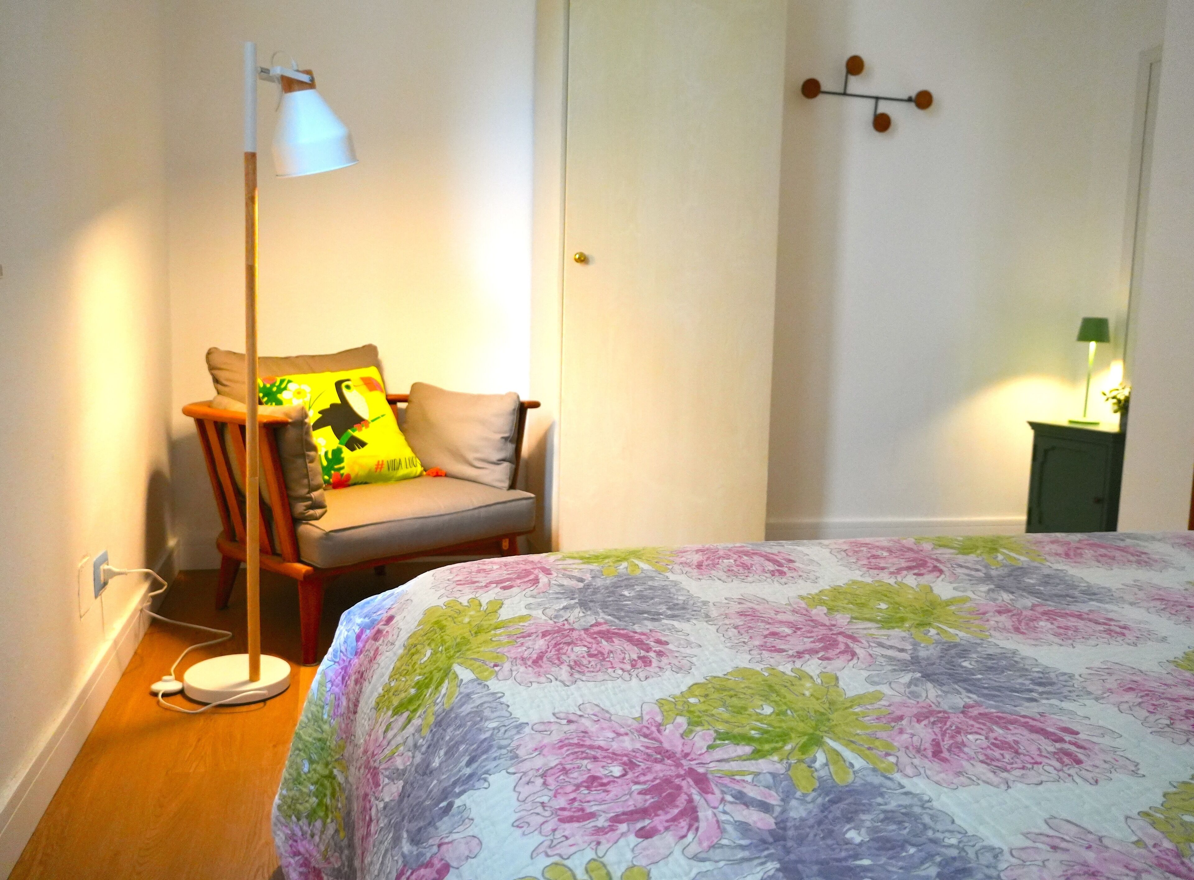 Departamento exclusivo, 2 habitaciones | Ropa de cama de alta calidad y edredón 