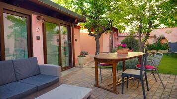 Premium-Studio | Wohnbereich | Flachbildfernseher