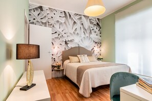 Kamar Double, hot tub | Busa memori, brankas, ruang kerja ramah laptop, dan kedap suara