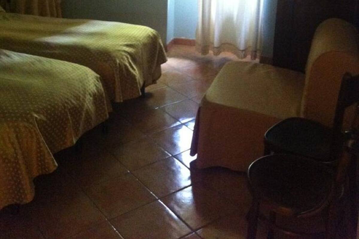 Caja de seguridad en la habitación