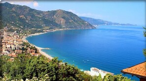 Beach - Michelangelo House Holiday (Gioiosa Marea)