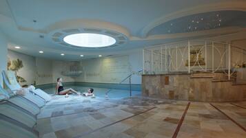 Indoor pool, pool loungers