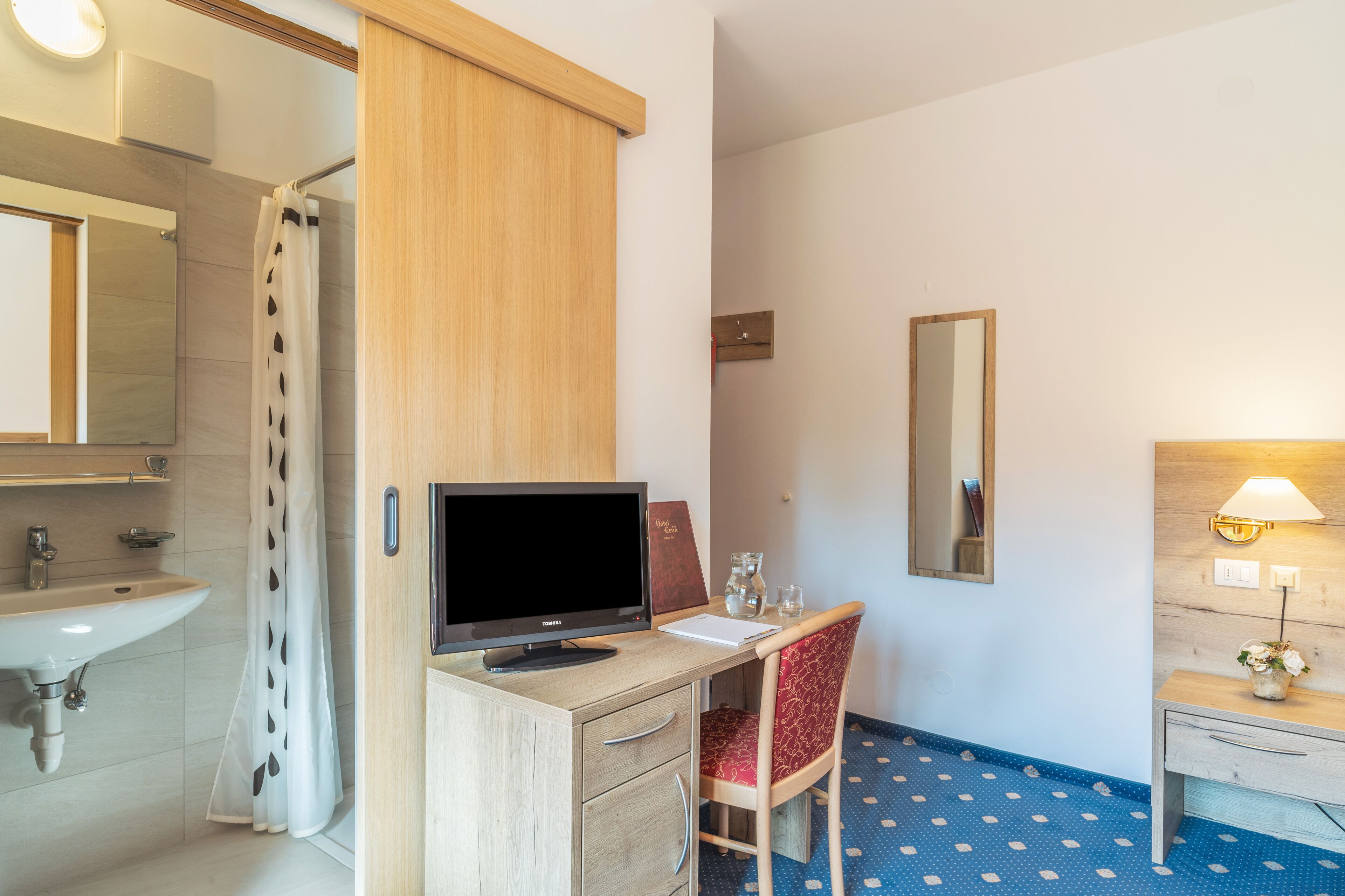 single room, mountain view | bathroom | hair dryer, bidet, towels, soap