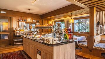 Tägliches inbegriffenes Frühstücksbuffet