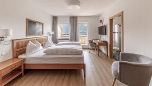 Ảnh chưa phân loại, 5 trong số 19 ảnh, nút