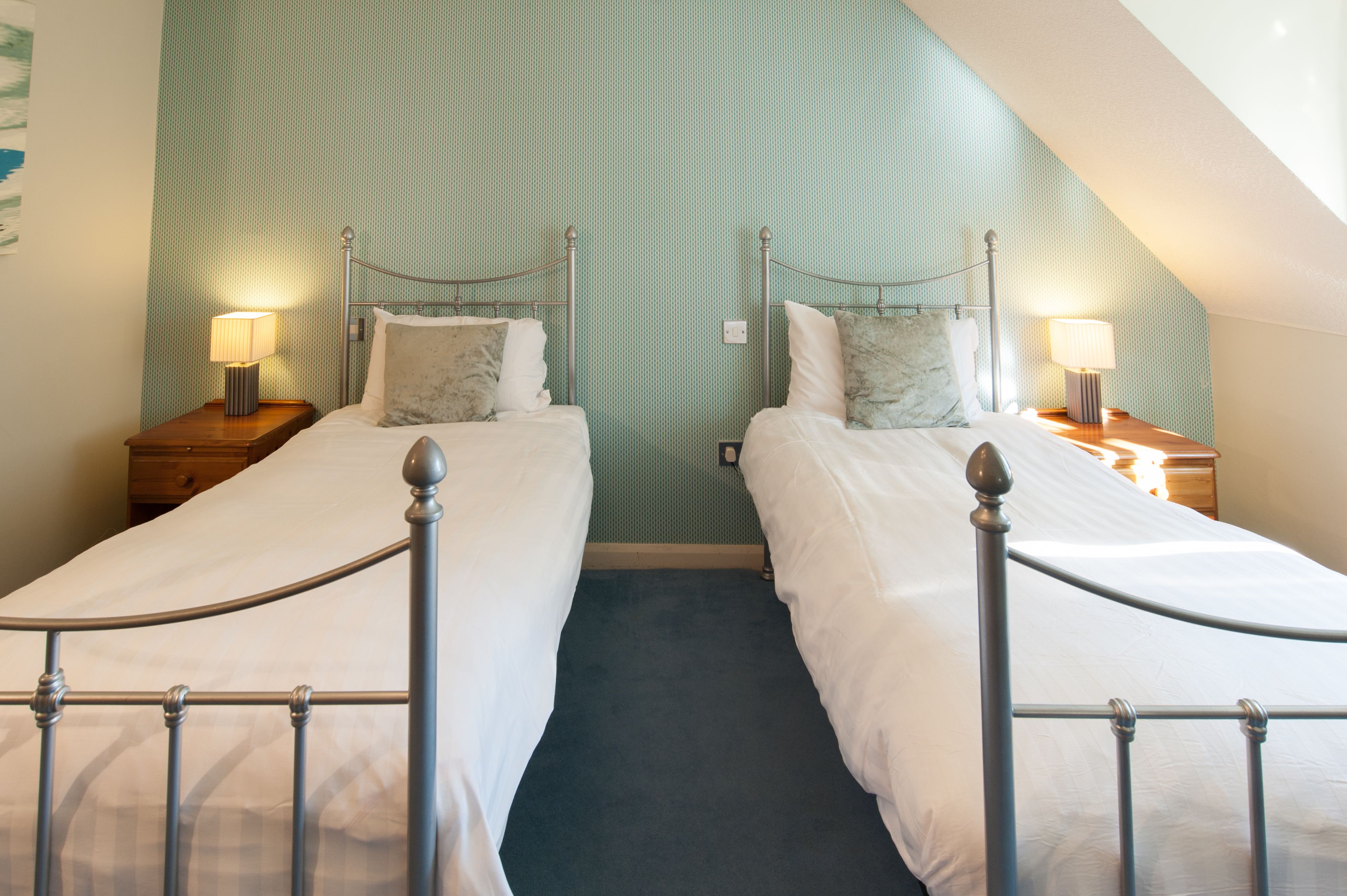 트윈룸 | 다리미/다리미판, 무료 WiFi, 침대 시트