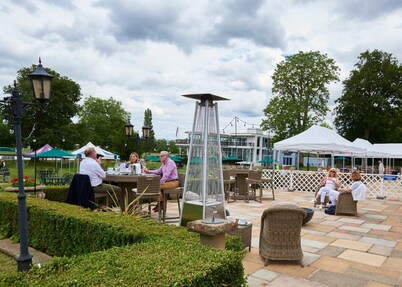 Phyllis Court Members Club