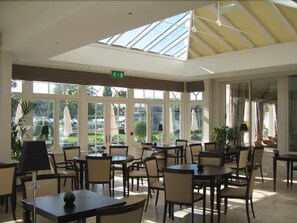 Dagelijks Engels ontbijt inbegrepen