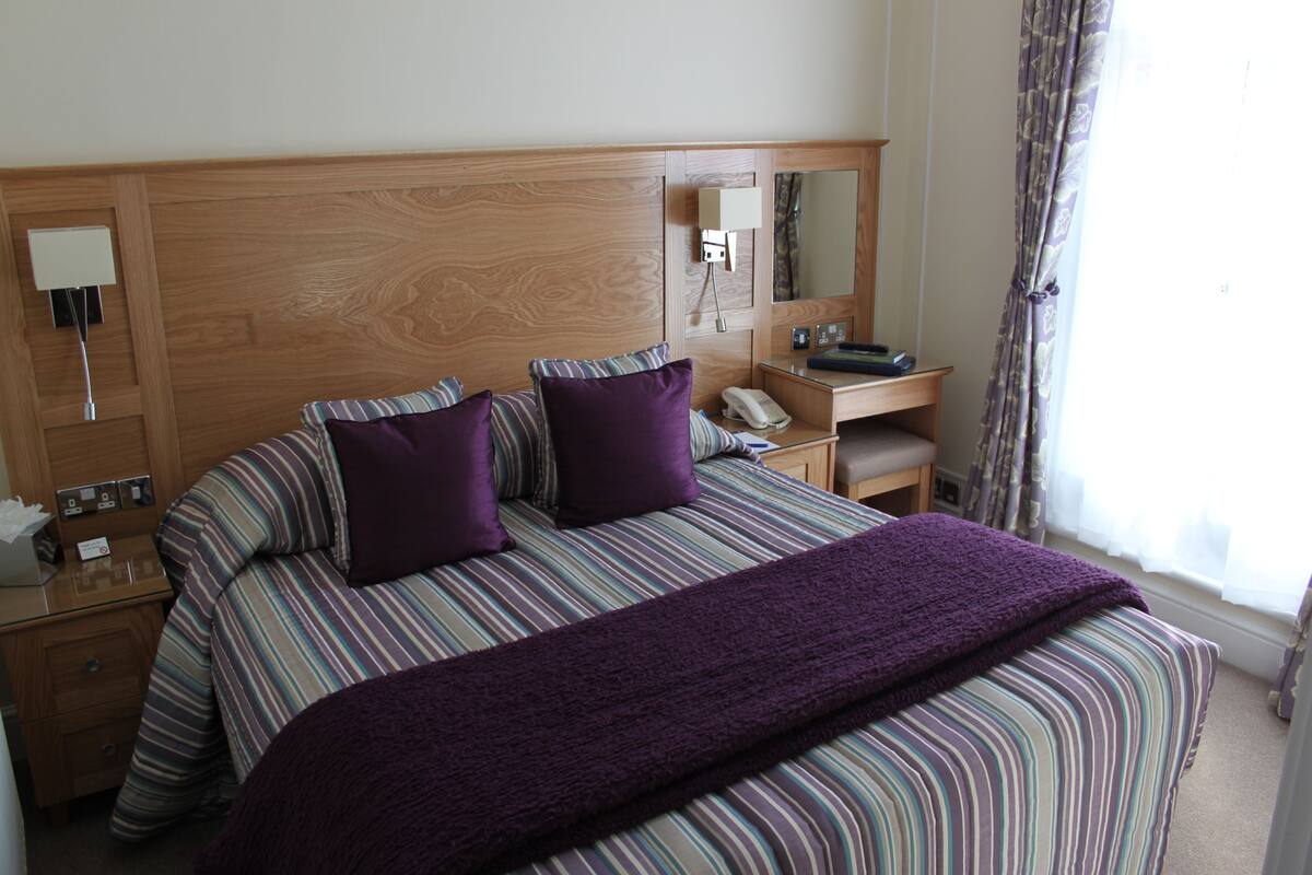 Double Room | In-room safe, desk, blackout drapes, rollaway beds (surcharge)