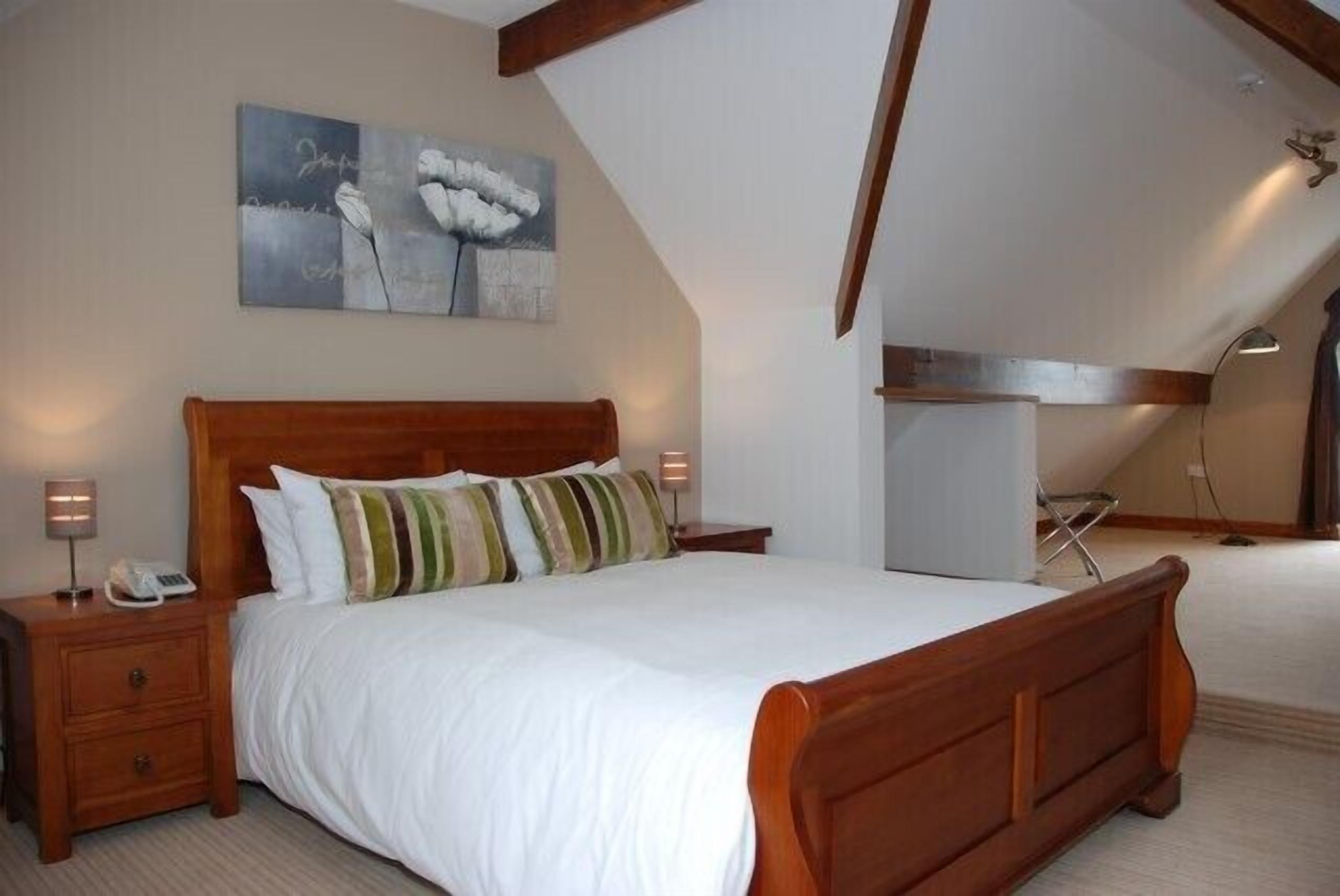 premium bedding, desk, laptop workspace, soundproofing