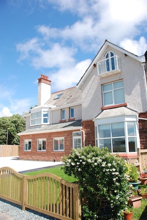 Exterior - The Port House (Morecambe)