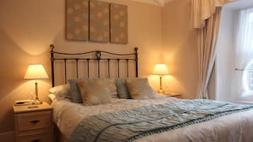 Phòng đôi Tiêu chuẩn, có phòng tắm riêng | Truy cập Internet không dây miễn phí, bộ trải giường