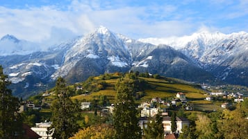 Doppelzimmer, barrierefrei | Blick auf die Berge