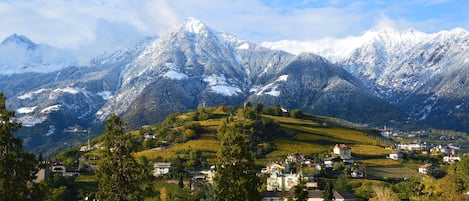 Doppelzimmer, barrierefrei | Blick auf die Berge