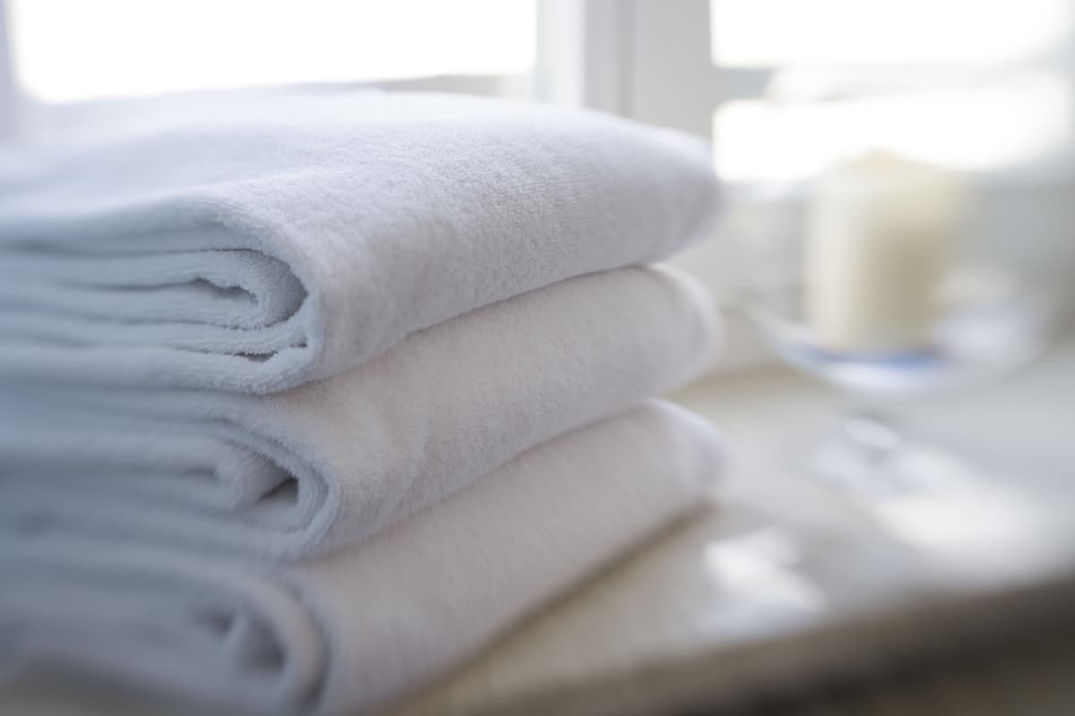 double room | 1 bedroom, in-room safe, desk, soundproofing