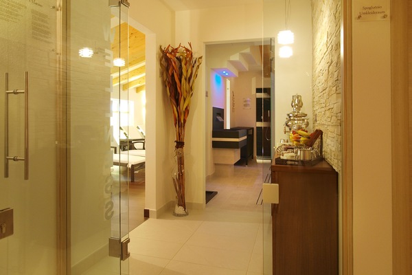 Sauna, Turkish bath