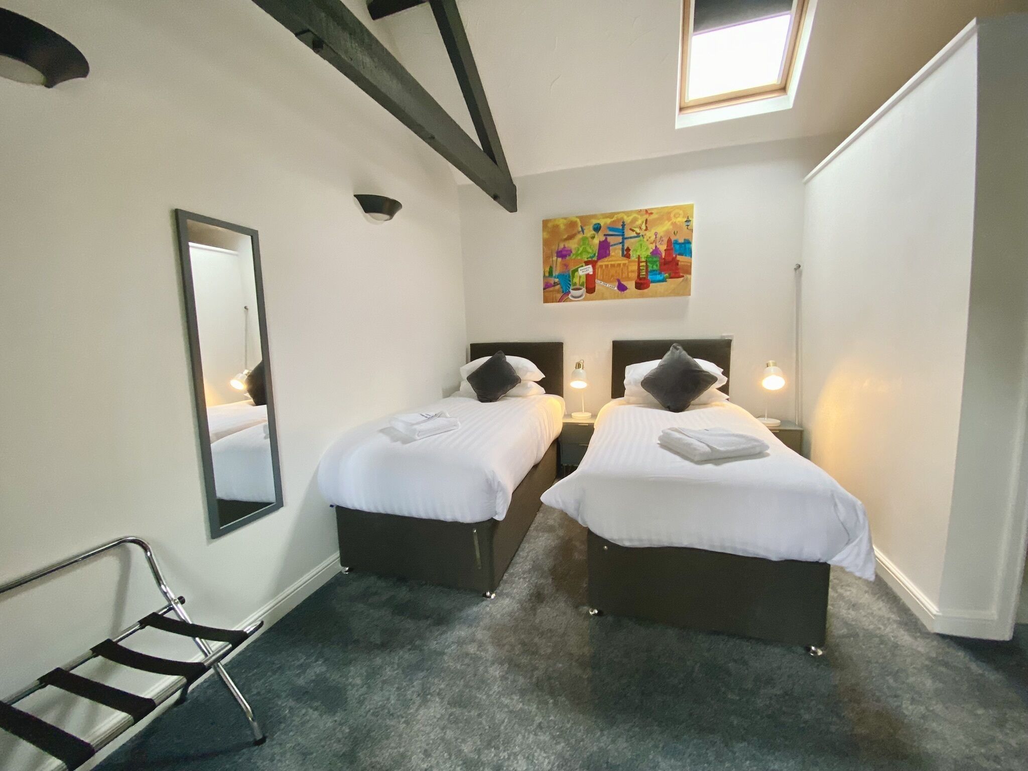 desk, soundproofing, free wifi, bed sheets