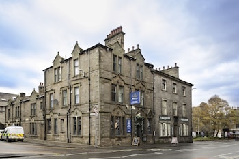 The Royal Hotel and Bar