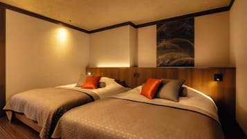 Junior Room | Free minibar, in-room safe, individually decorated