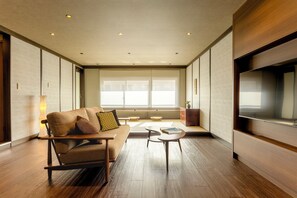 Junior Room | Free minibar, in-room safe, individually decorated - Machiyado Ichiryu (Takayama)