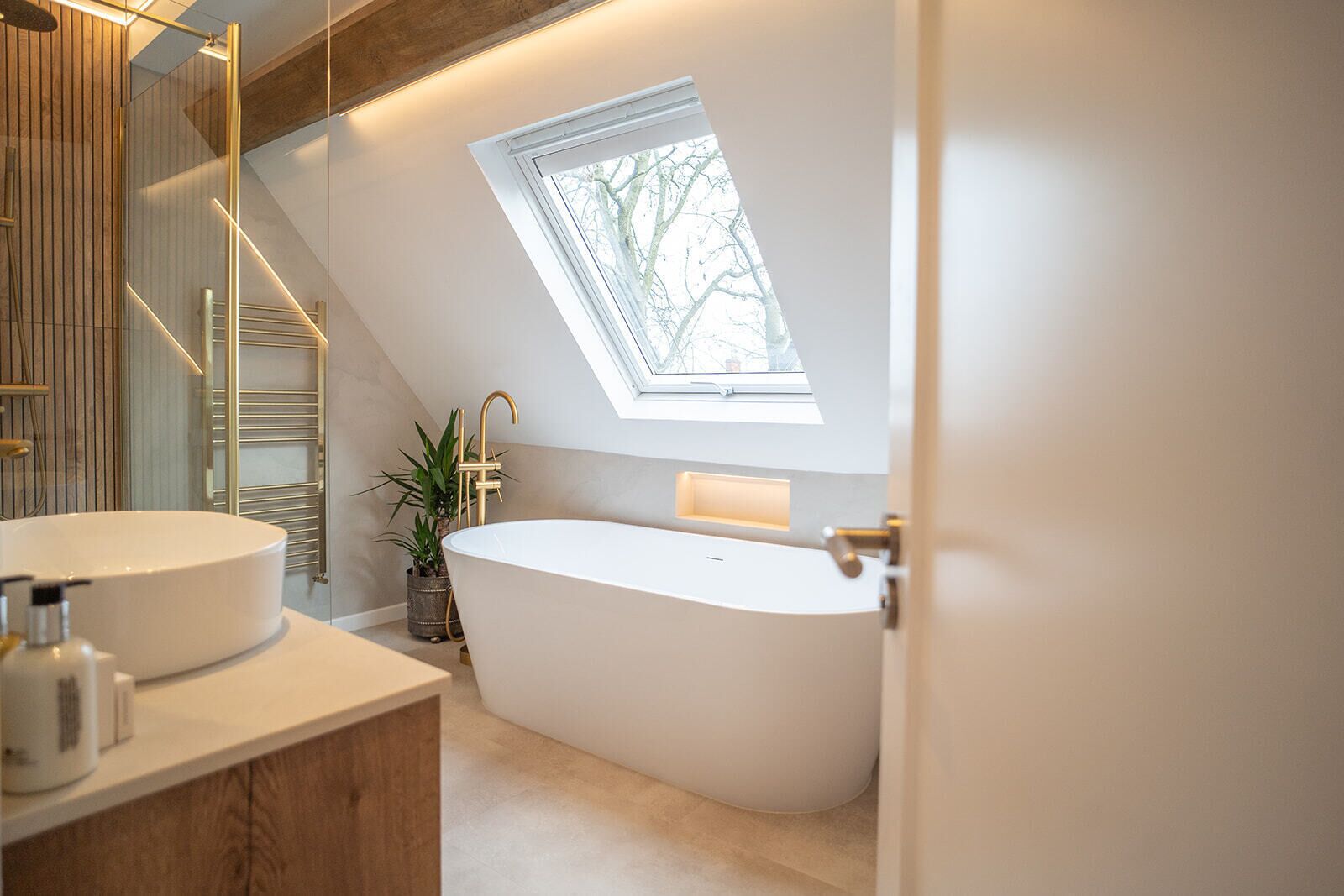 luxury studio suite | bathroom | free toiletries, hair dryer, towels, shampoo