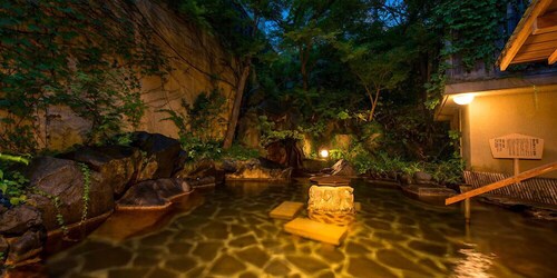 松泉阁花月旅馆