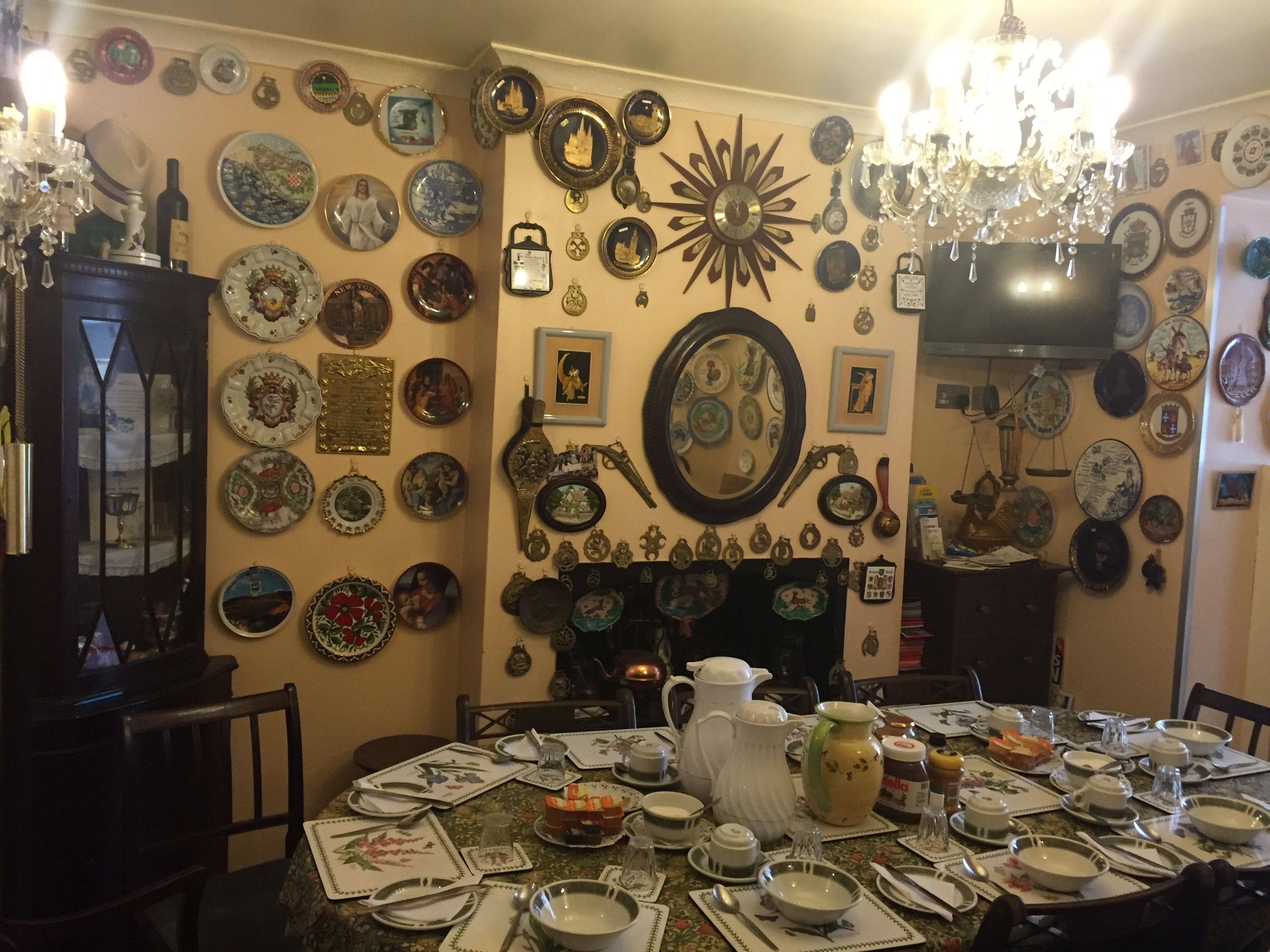 Photo - Albany Hotel