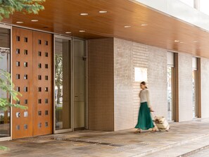 ด้านหน้าที่พัก