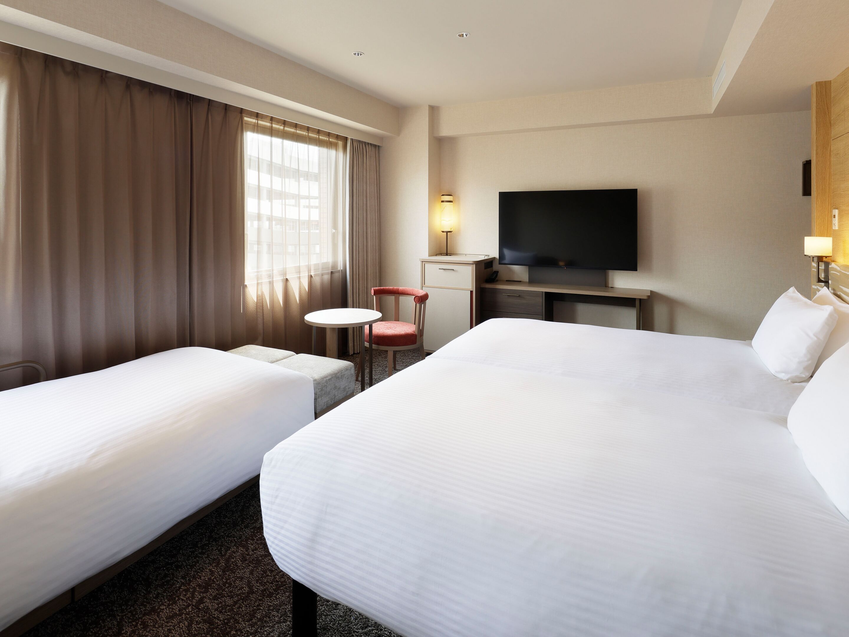 Superior Twin Room with Daybed, Non Smoking