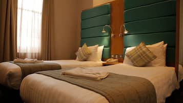 Twin Room | In-room safe, desk, iron/ironing board, free WiFi