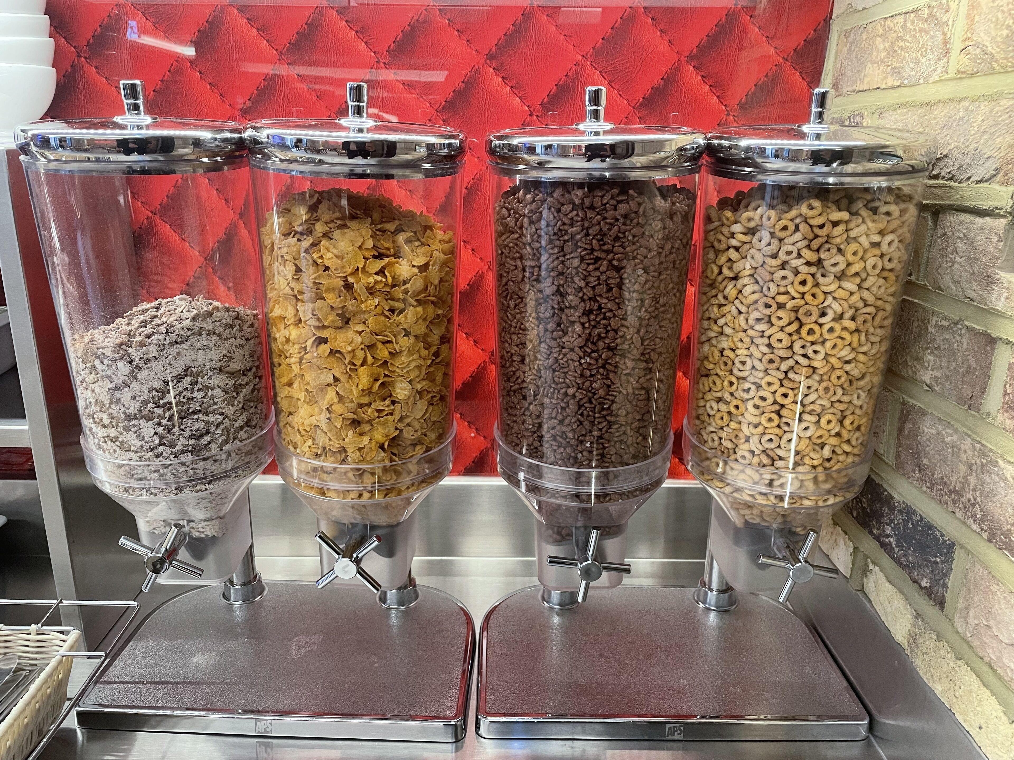 free daily full breakfast