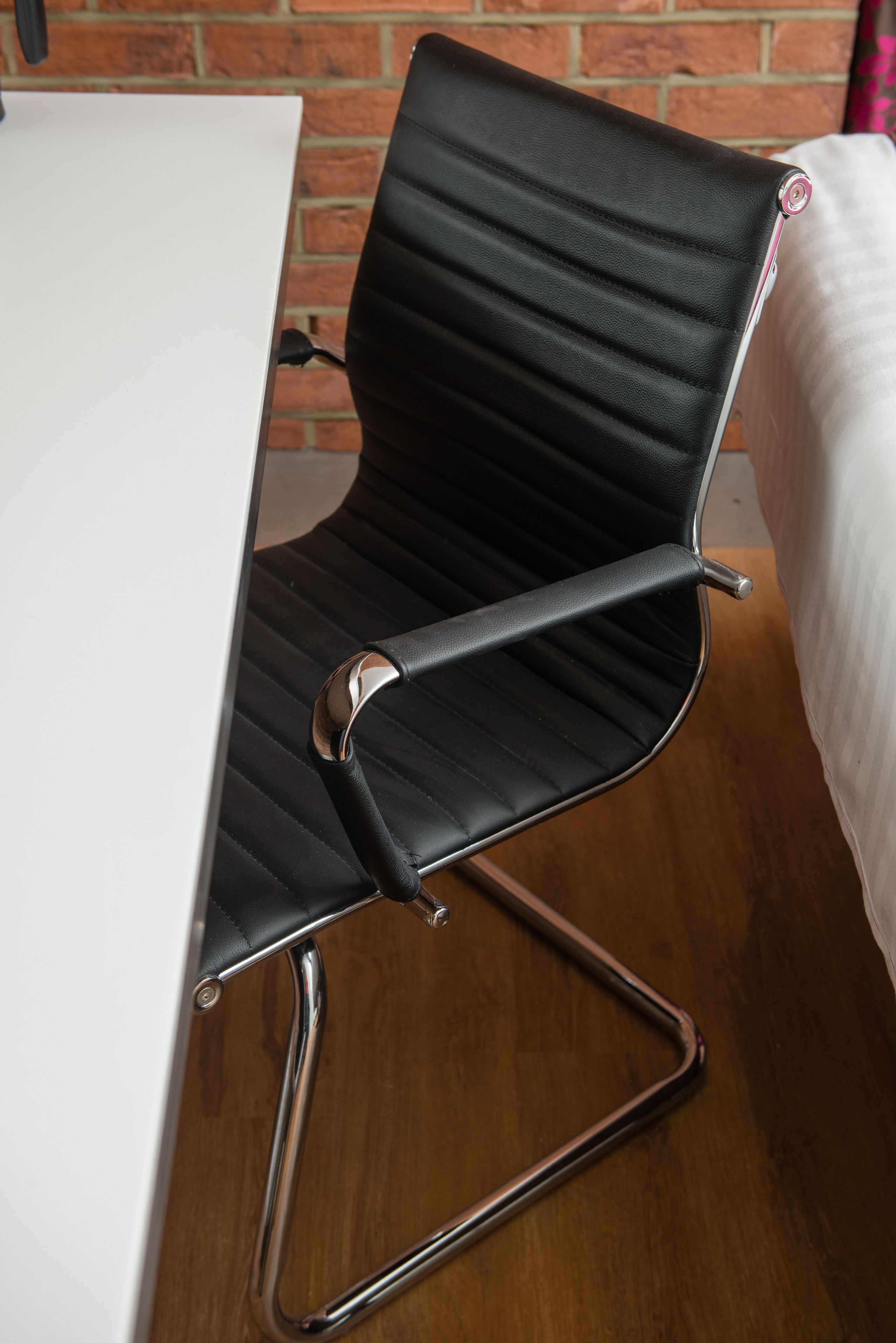 awesome mezzanine styloroom | in-room safe, blackout curtains, soundproofing, iron/ironing board