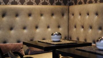 Päivittäinen mannermainen aamiainen (7.50 GBP per henkilö)