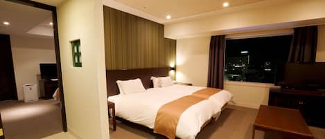 Habitació familiar, no fumadors (suite) | Roba de llit d'alta qualitat i habitacions insonoritzades