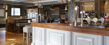 Bar (en el alojamiento)