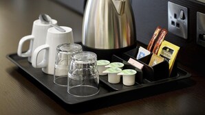 Coffee and/or coffee maker - Premier Inn Manchester City Centre Portland Street (Manchester)