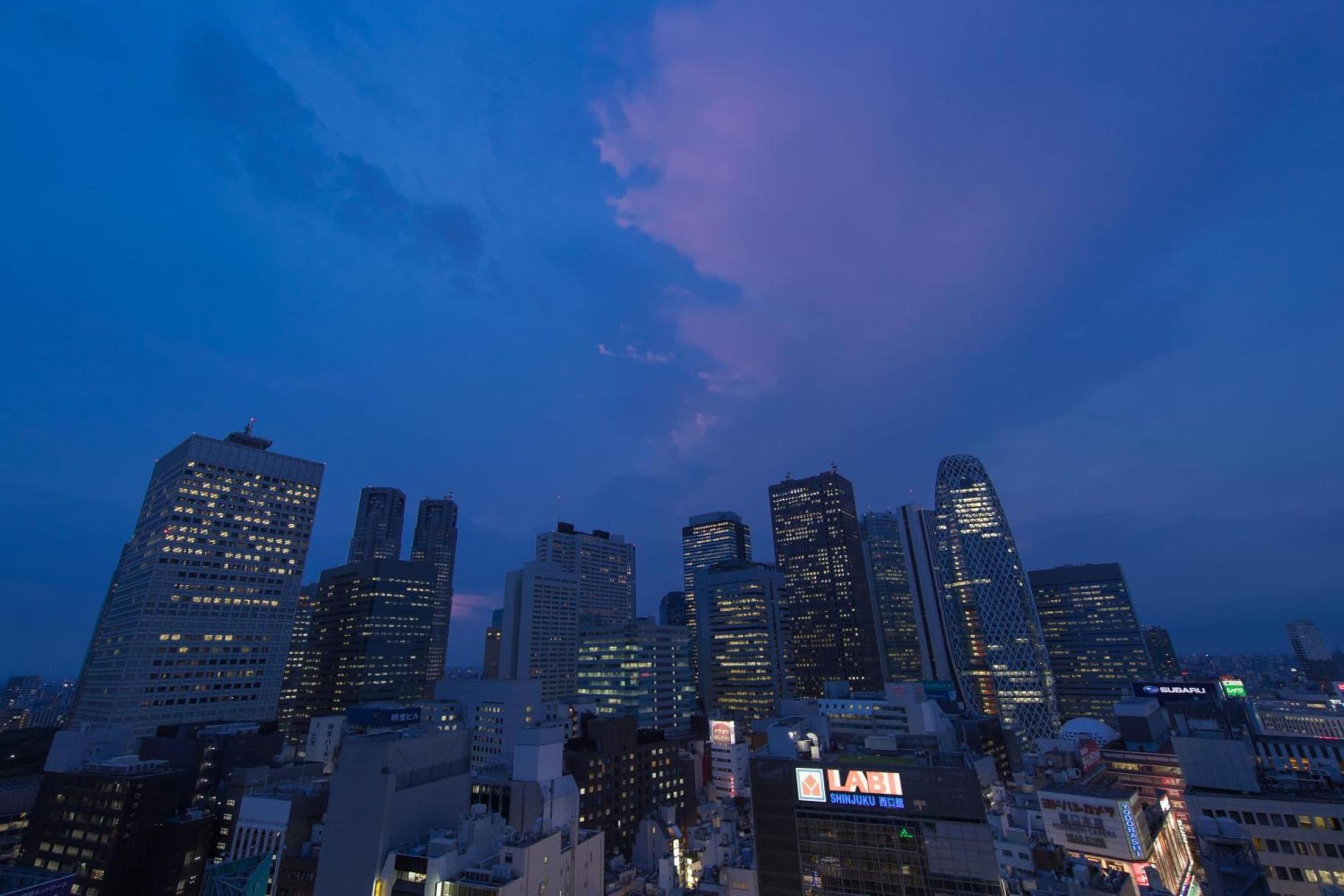 premium twin room with view from bathroom (floor 15-16), non smoking (38sqm) | city view