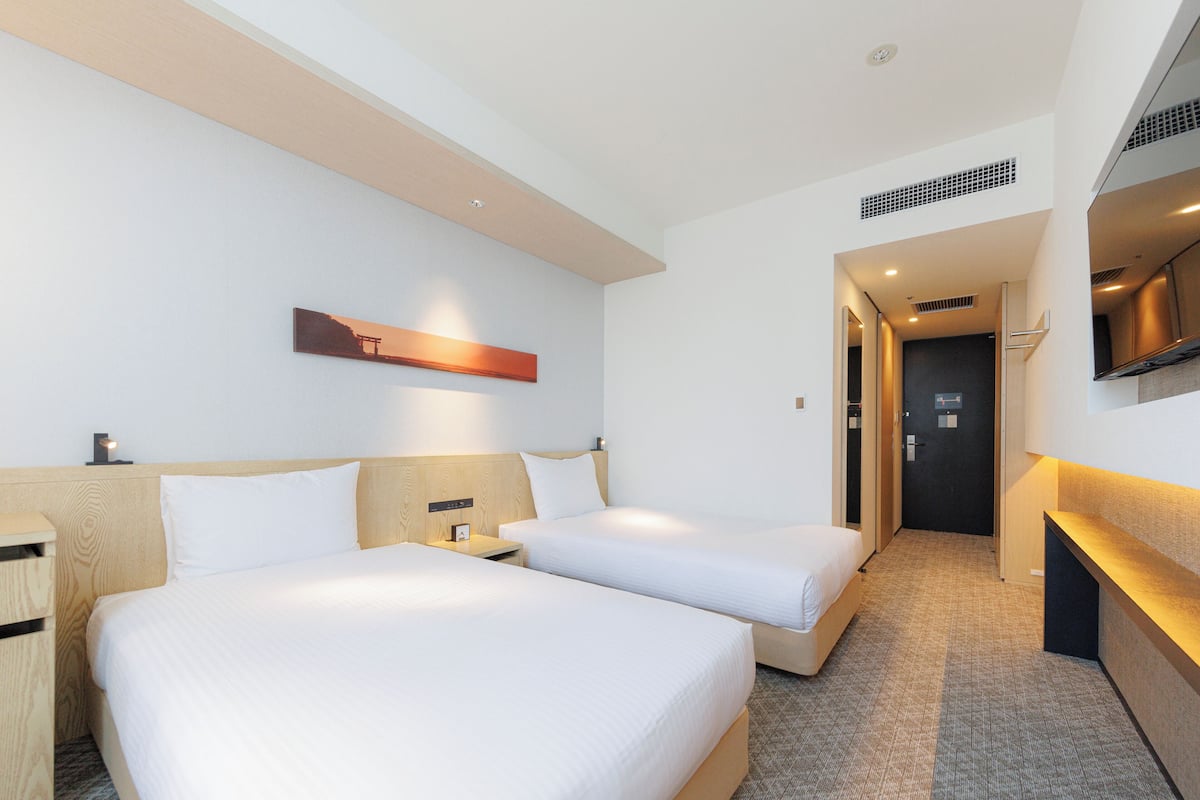 ห้องซูพีเรียทวิน, ปลอดบุหรี่ (25sqm) | เครื่องนอนระดับพรีเมียม, ตู้นิรภั  ยในห้องพัก, โต๊ะทำงาน, Wi-Fi ฟรี