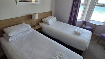 Standard-Zweibettzimmer, mit Bad